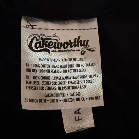 Cakeworthy Universal Monsters Long Sleeve Shirt, Size 4xl - Picture 9 of 11